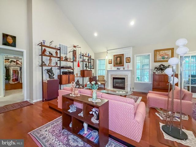 40 BETTS DR, Washington Crossing, PA 18977
