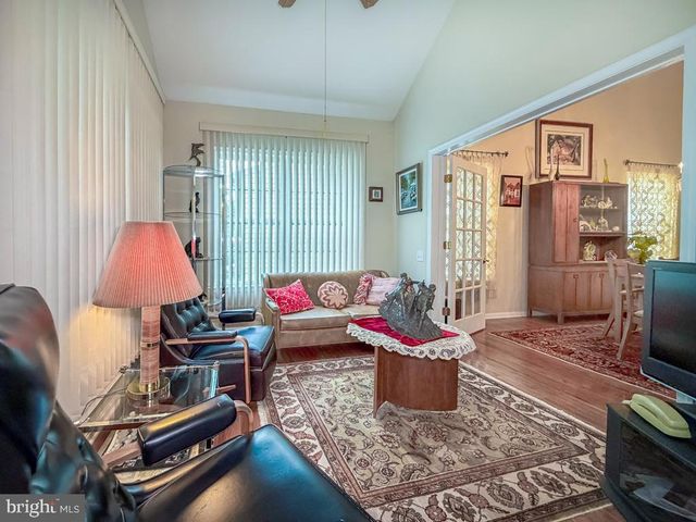 40 BETTS DR, Washington Crossing, PA 18977