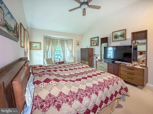 40 BETTS DR, Washington Crossing, PA 18977