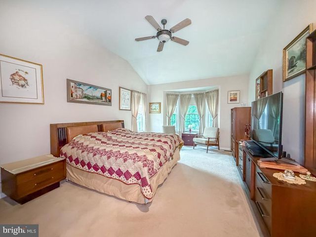 40 BETTS DR, Washington Crossing, PA 18977