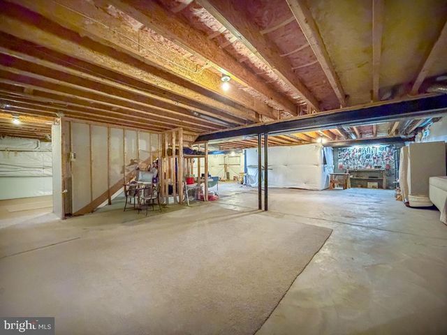 40 BETTS DR, Washington Crossing, PA 18977