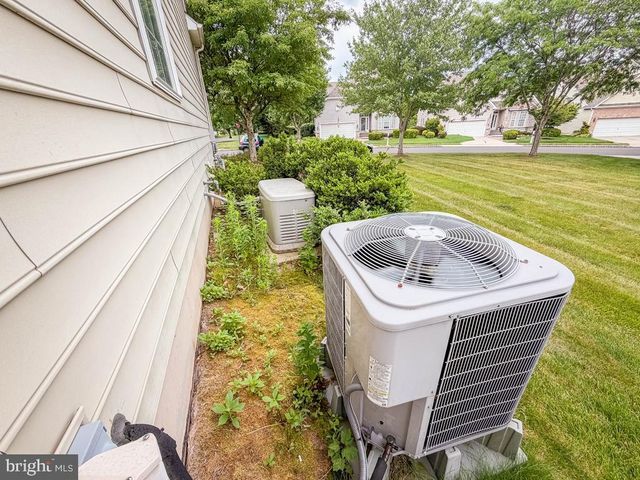 40 BETTS DR, Washington Crossing, PA 18977