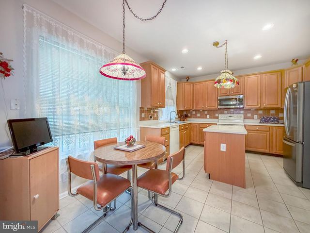 40 BETTS DR, Washington Crossing, PA 18977