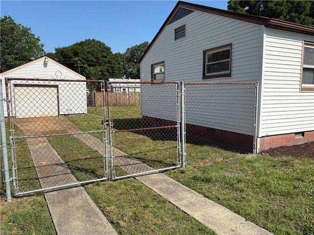708 Endicotte RD, Portsmouth, VA 23702