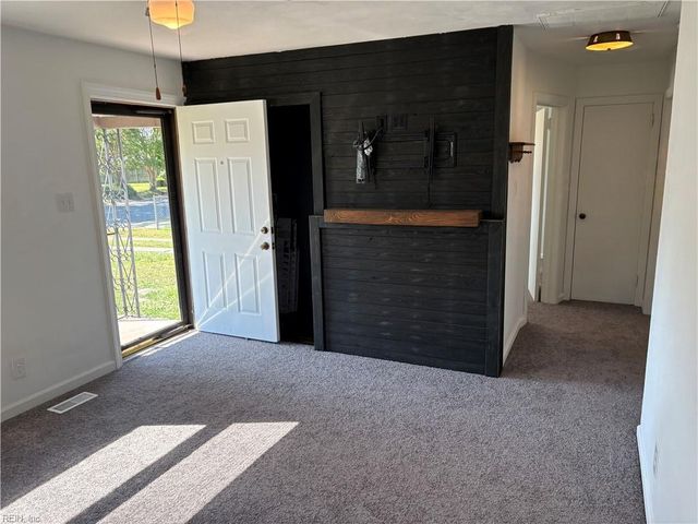 708 Endicotte RD, Portsmouth, VA 23702