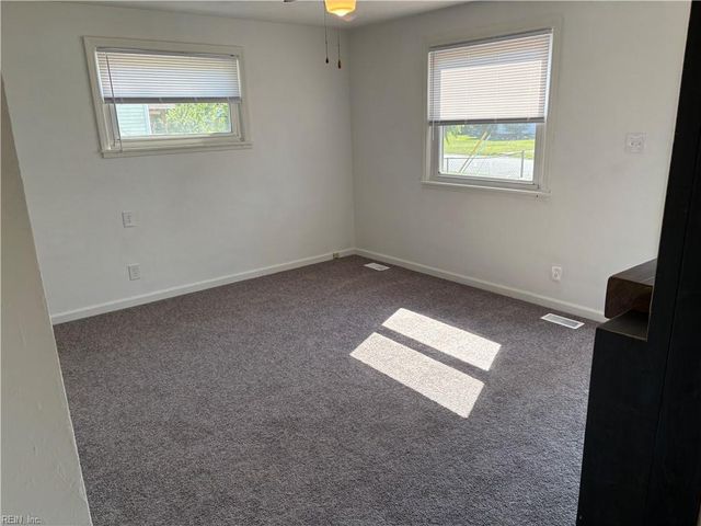 708 Endicotte RD, Portsmouth, VA 23702