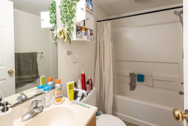 819 Thurston Street, Manhattan, KS 66502