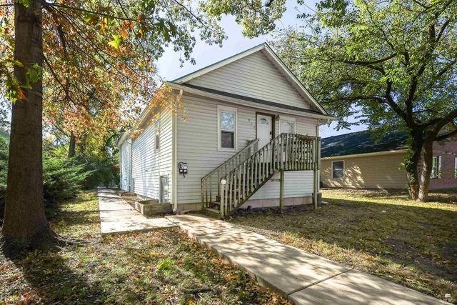 819 Thurston Street, Manhattan, KS 66502
