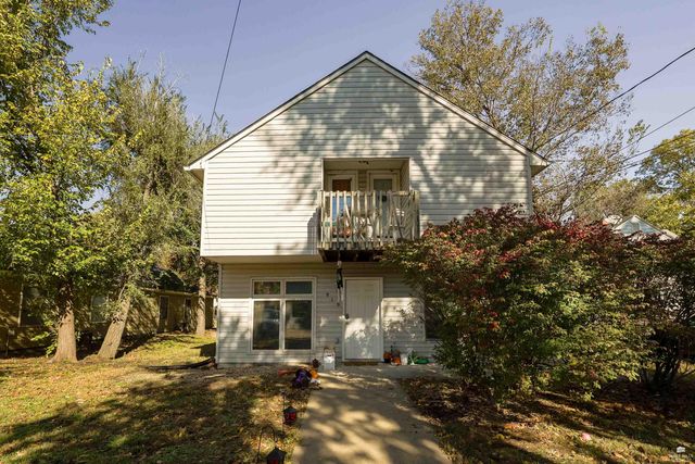 819 Thurston Street, Manhattan, KS 66502