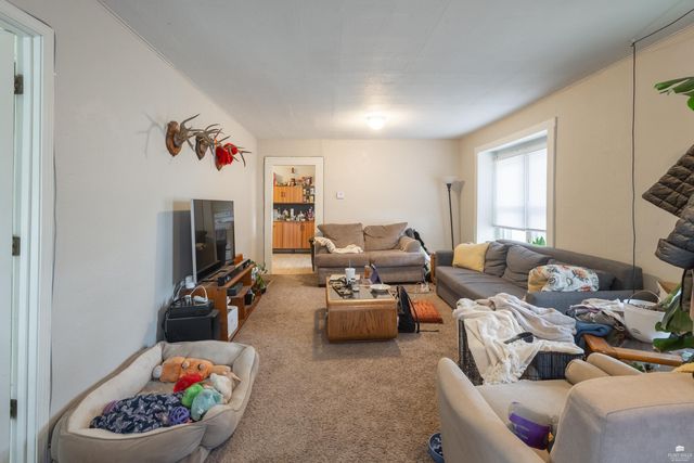 819 Thurston Street, Manhattan, KS 66502