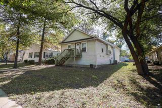 819 Thurston Street, Manhattan, KS 66502