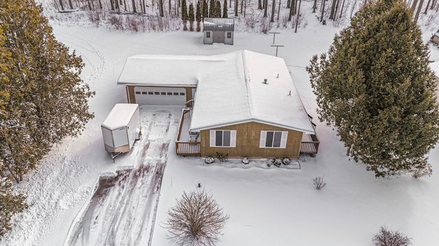 1386 Silverwood Drive, Traverse City, MI 49685
