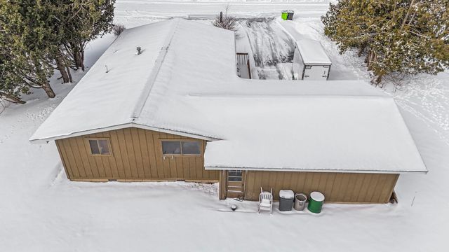 1386 Silverwood Drive, Traverse City, MI 49685