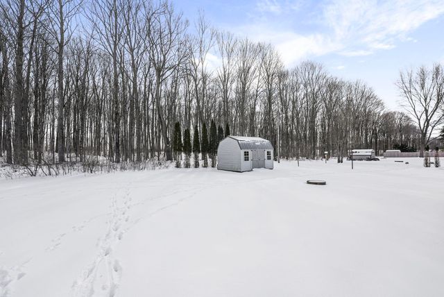 1386 Silverwood Drive, Traverse City, MI 49685