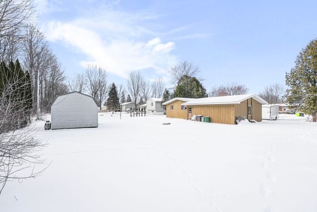 1386 Silverwood Drive, Traverse City, MI 49685