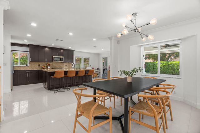 23173 L'Ermitage Circle, Boca Raton, FL 33433