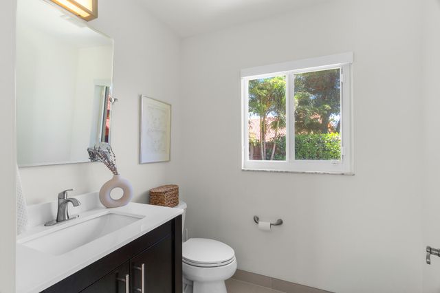 23173 L'Ermitage Circle, Boca Raton, FL 33433