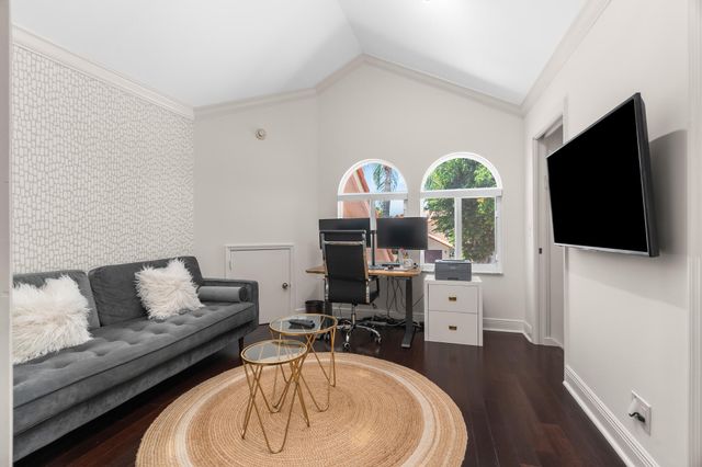 23173 L'Ermitage Circle, Boca Raton, FL 33433