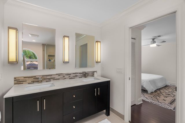 23173 L'Ermitage Circle, Boca Raton, FL 33433