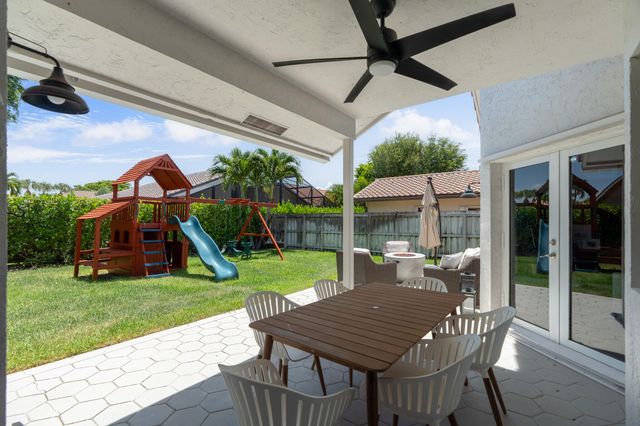 23173 L'Ermitage Circle, Boca Raton, FL 33433
