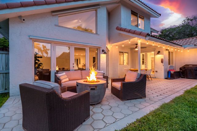 23173 L'Ermitage Circle, Boca Raton, FL 33433