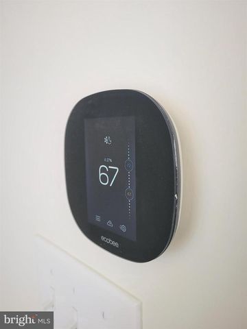 28 MULBERRY LN, Clementon, NJ 08021