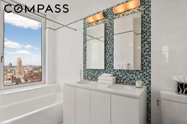255 E 74th St Apt 27A, New York City, NY 10021