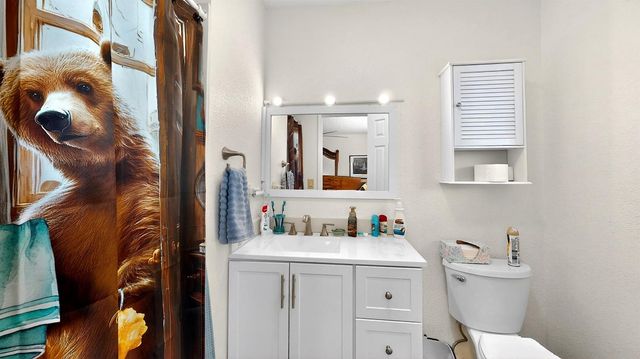 2140 Rochelle Ave, Turlock, CA 95382