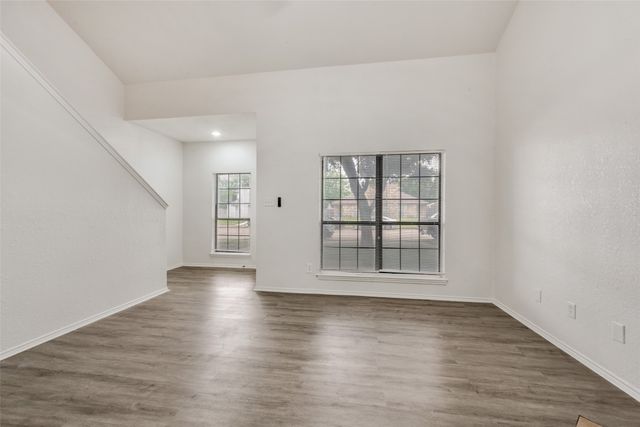 2328 Sherry Street, Arlington, TX 76014