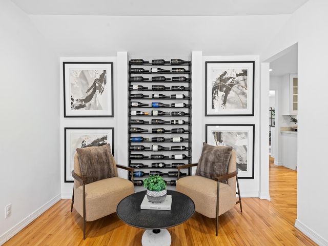 1001 SE 10th Street, Fort Lauderdale, FL 33316