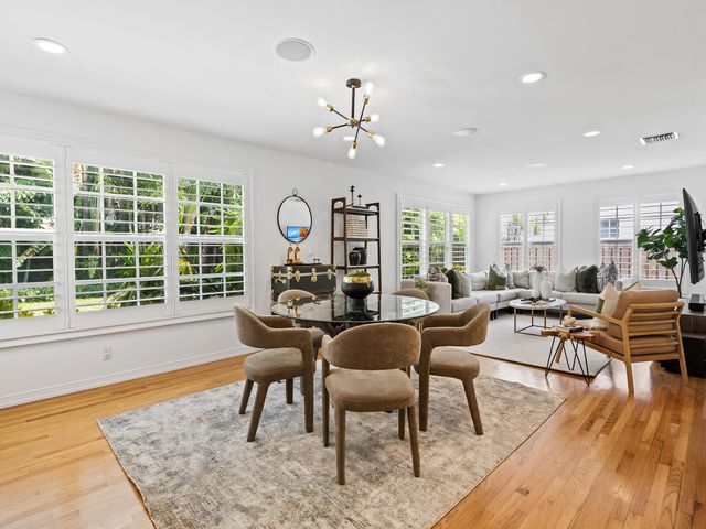 1001 SE 10th Street, Fort Lauderdale, FL 33316