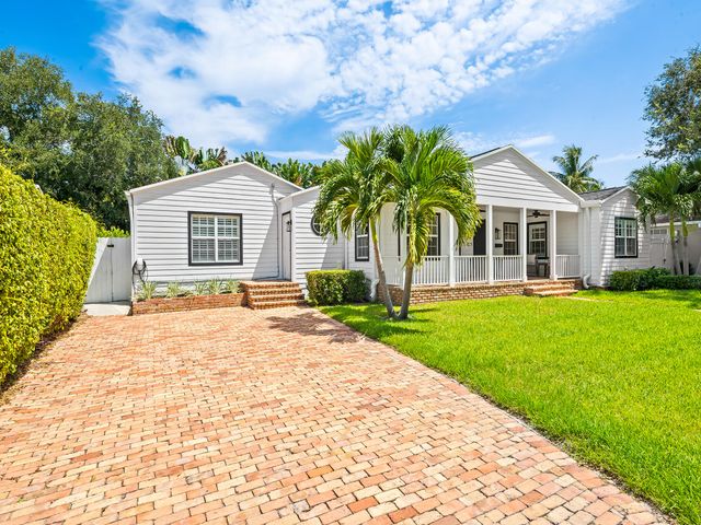 1001 SE 10th Street, Fort Lauderdale, FL 33316