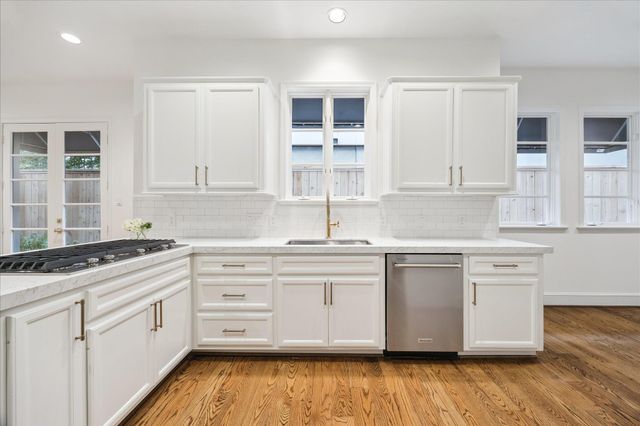 3958 W Alabama Street, Houston, TX 77027