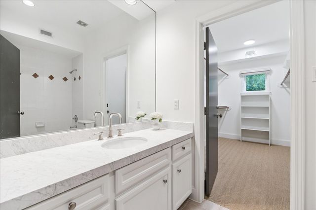 3958 W Alabama Street, Houston, TX 77027