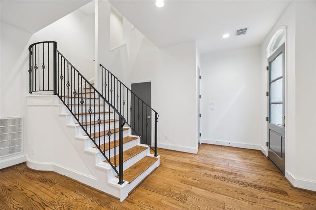 3958 W Alabama Street, Houston, TX 77027