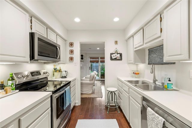 1645 W Sam Houston Parkway S, Houston, TX 77042