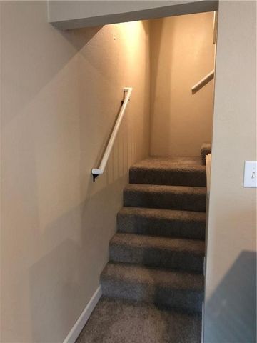1115 1/2 Locust Street, West Des Moines, IA 50265