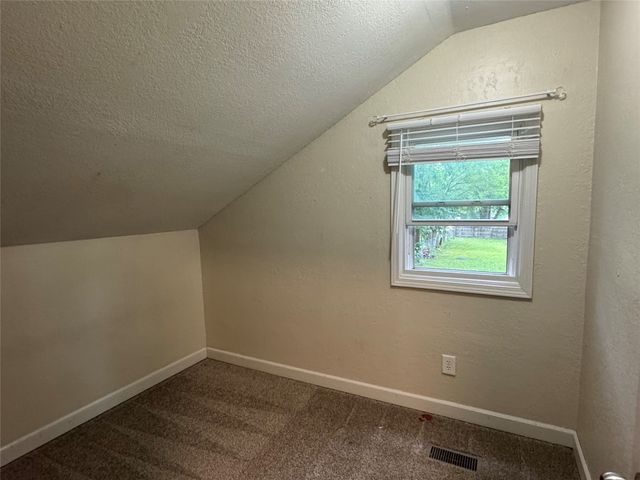 1115 1/2 Locust Street, West Des Moines, IA 50265