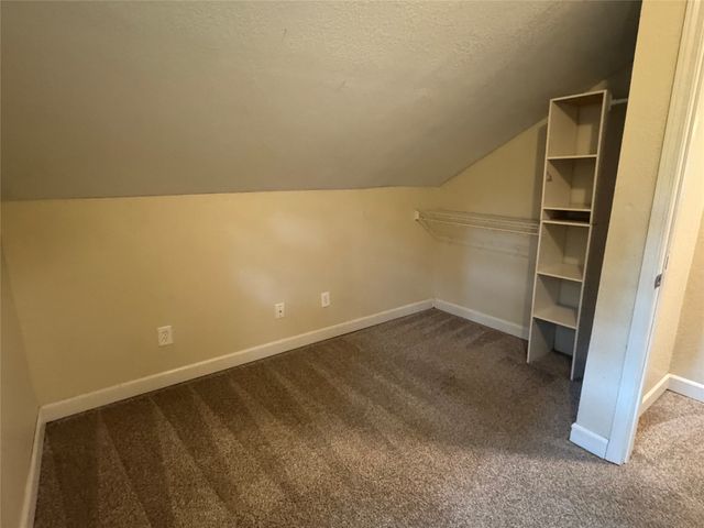 1115 1/2 Locust Street, West Des Moines, IA 50265
