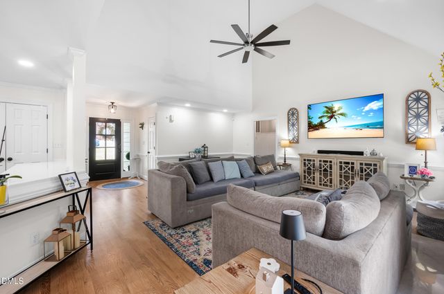 428 Broadmoor Way, Clayton, NC 27520