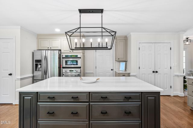 428 Broadmoor Way, Clayton, NC 27520