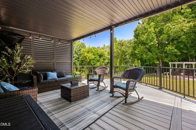 428 Broadmoor Way, Clayton, NC 27520