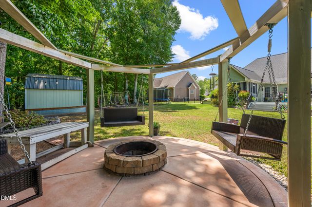428 Broadmoor Way, Clayton, NC 27520