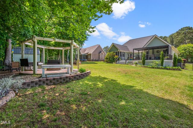 428 Broadmoor Way, Clayton, NC 27520