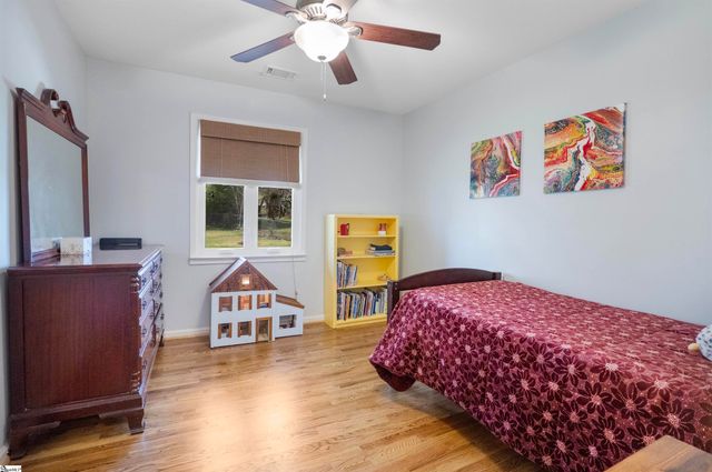 6 Colvin Road, Greenville, SC 29615