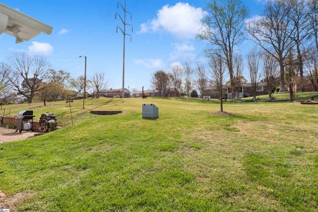 6 Colvin Road, Greenville, SC 29615