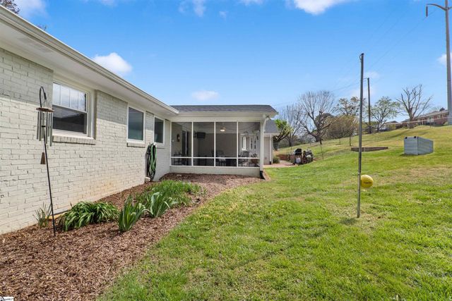 6 Colvin Road, Greenville, SC 29615