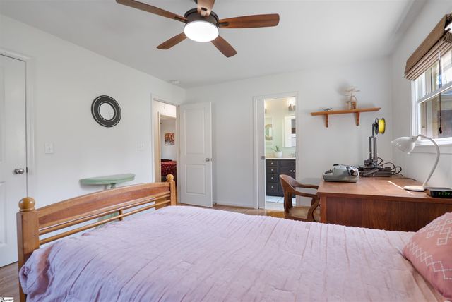 6 Colvin Road, Greenville, SC 29615