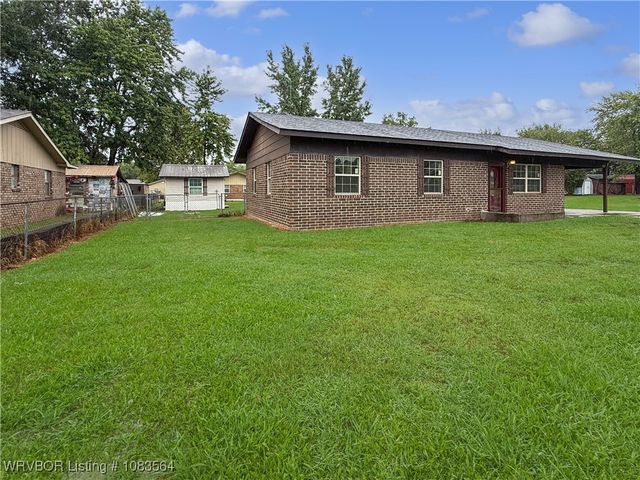 840 8th Street, Waldron, AR 72958
