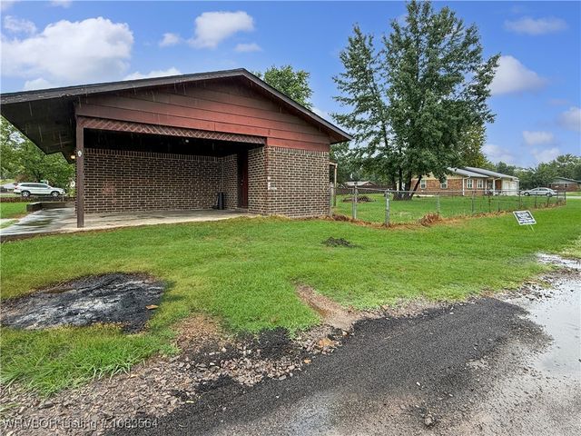 840 8th Street, Waldron, AR 72958